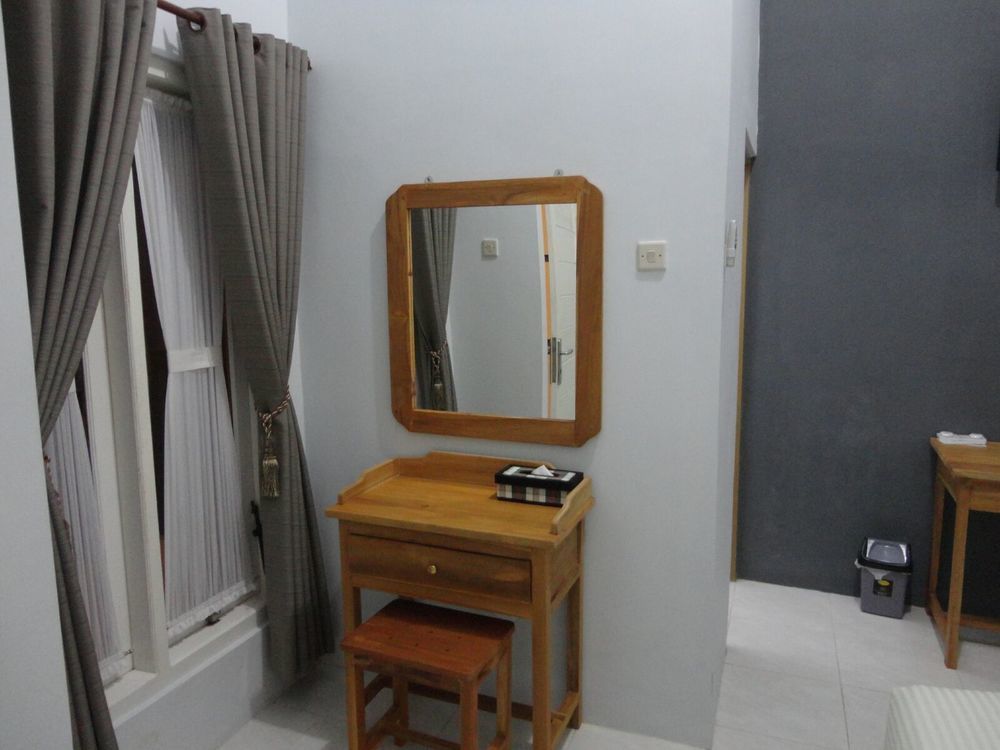 Pendowo Huis Guest House Yogyakarta Esterno foto